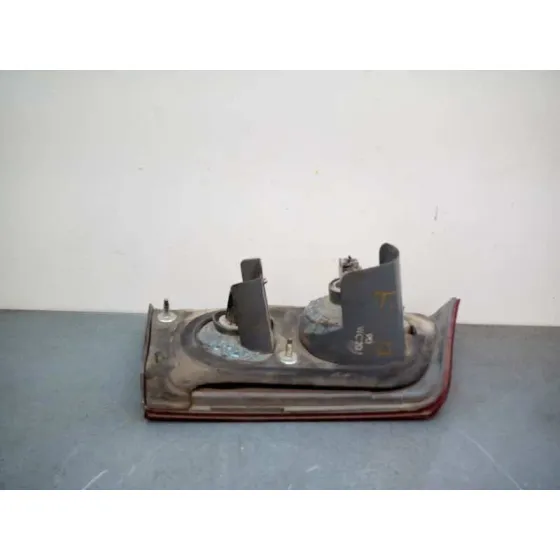 Piloto Trasero Derecho Interior para Honda Accord Berlina (Cl/Cn)