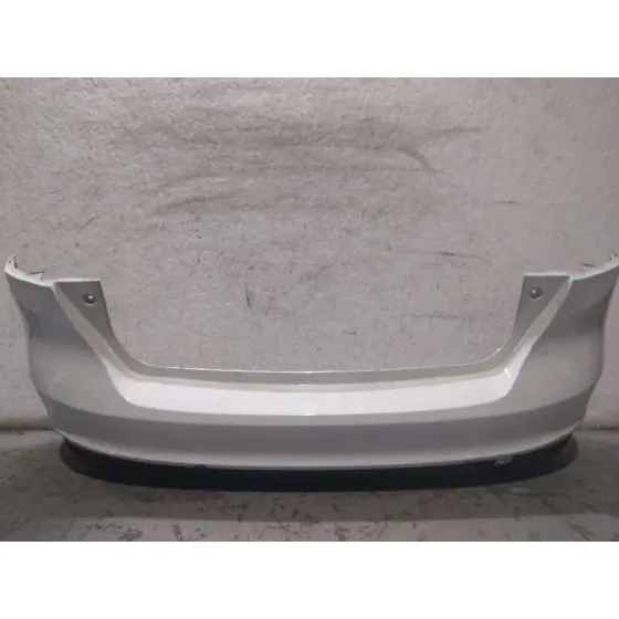Paragolpes Trasero para Ford Focus Lim.
