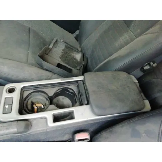 Apoyabrazos Central para Volvo C30