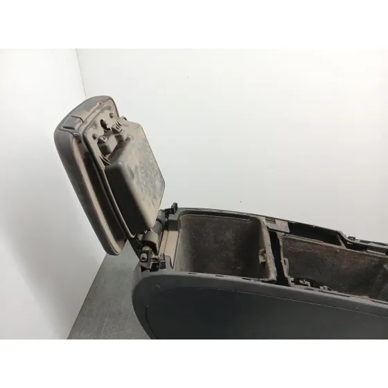Apoyabrazos Central para Volvo C30