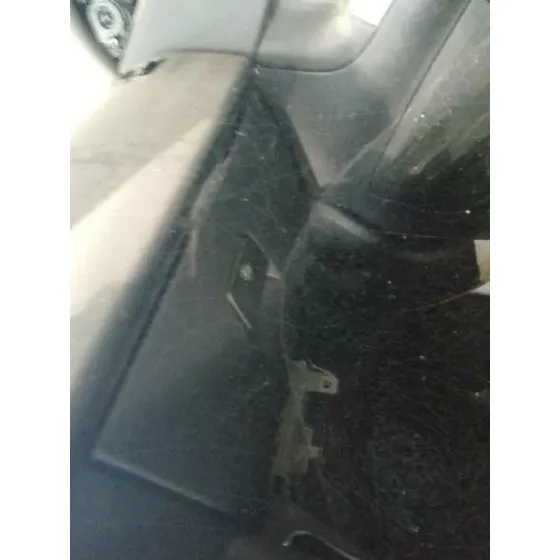 Guantera para Volvo C30