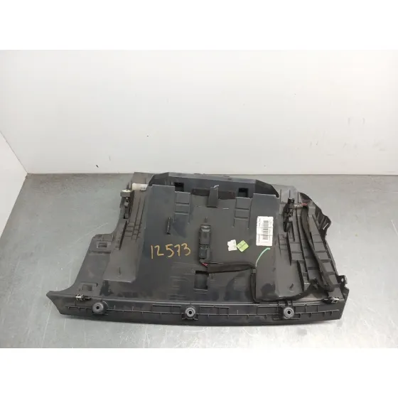 Guantera para Volvo C30