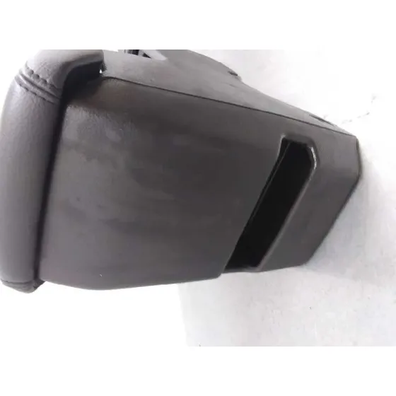 Apoyabrazos Central para Ford Focus Lim.