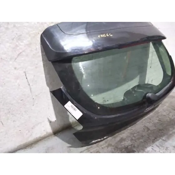 Porton Trasero para Ford Focus Lim.