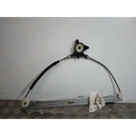 Elevalunas Delantero Derecho para Mazda 5 Berl. (Cr)