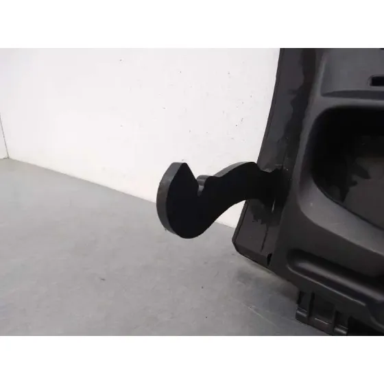 Guantera para Peugeot 206+