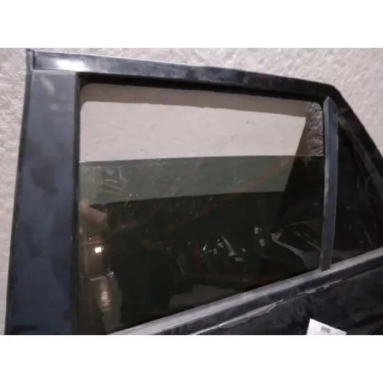 Puerta Trasera Izquierda para Mercedes-Benz Clase M (W164)