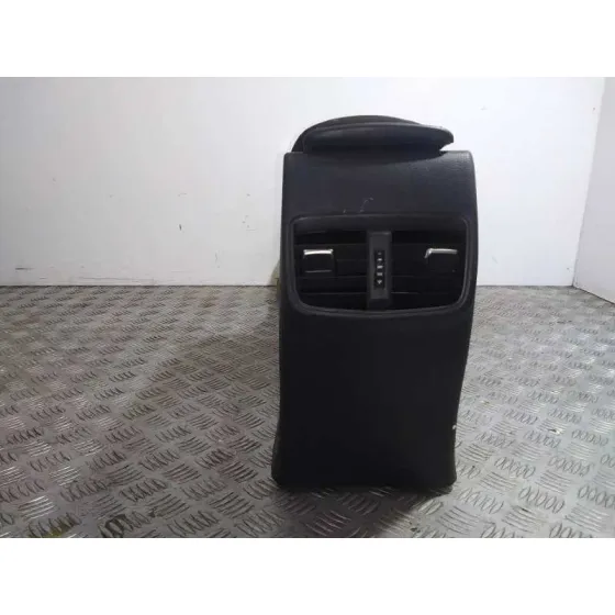 Apoyabrazos Central para Toyota Corolla (E18)