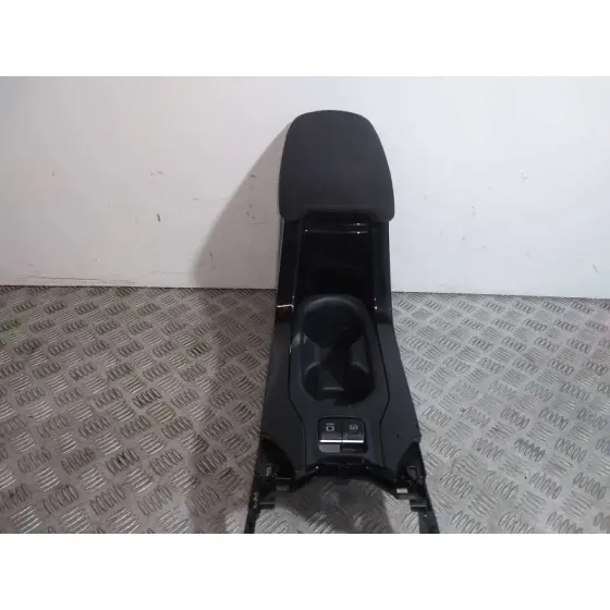 Apoyabrazos Central para Toyota Corolla (E18)