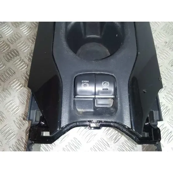 Apoyabrazos Central para Toyota Corolla (E18)