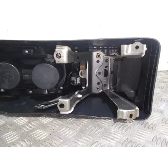 Apoyabrazos Central para Toyota Corolla (E18)