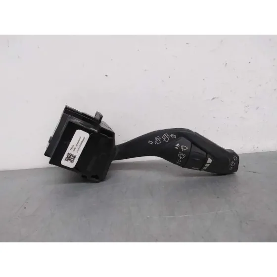 Mando Limpia para Ford Focus Lim. (Cb8)
