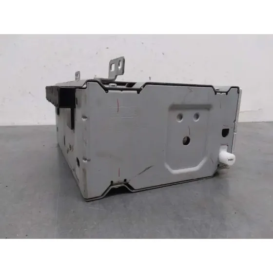 Sistema Audio / Radio Cd para Ford Focus Lim. (Cb8)