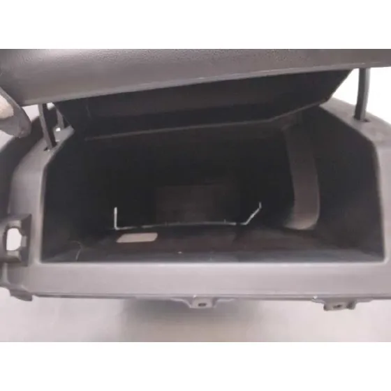 Guantera para Mazda 3 Berlina (Bk)