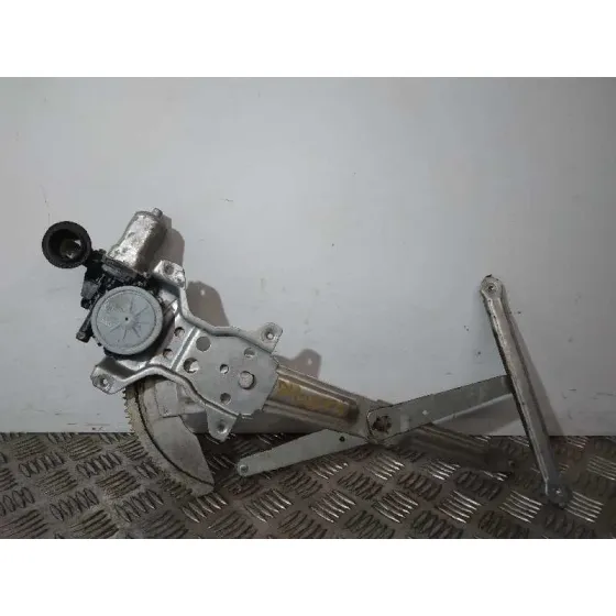 Elevalunas Delantero Derecho para Suzuki Swift Berlina (Mz)