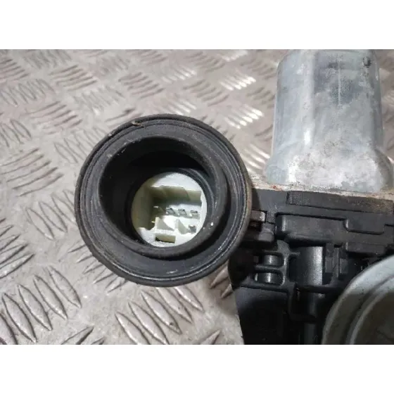 Elevalunas Delantero Derecho para Suzuki Swift Berlina (Mz)