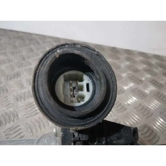 Elevalunas Delantero Izquierdo para Suzuki Swift Berlina (Mz)