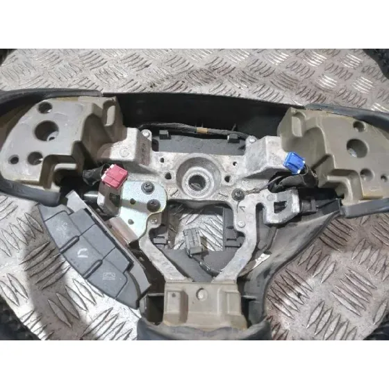 Volante para Mitsubishi Outlander (Cw0)