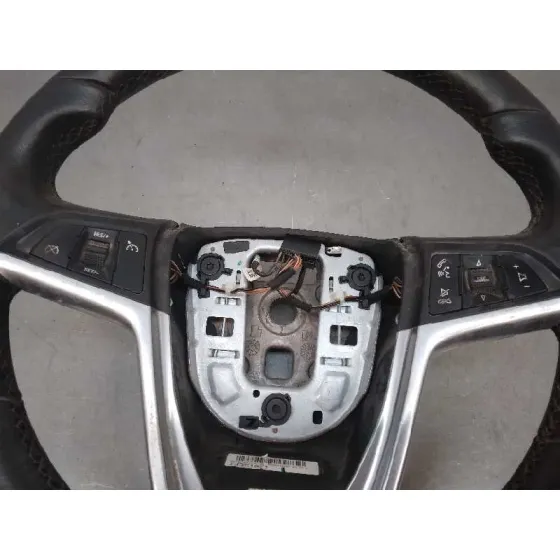 Volante para Opel Astra J Lim.