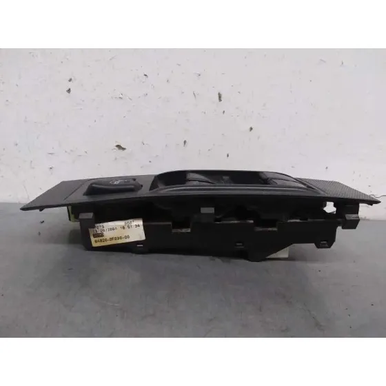Mando Elevalunas Delantero Izquierdo para Toyota Corolla Verso (R1)