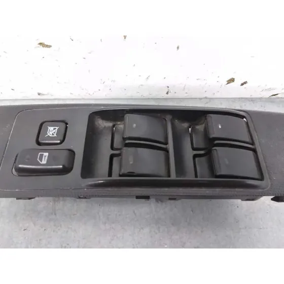 Mando Elevalunas Delantero Izquierdo para Toyota Corolla Verso (R1)