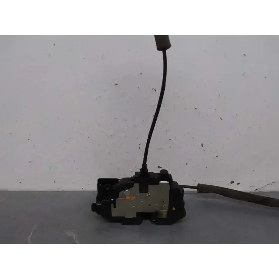 Cerradura Puerta Delantera Derecha para Nissan Nv 400