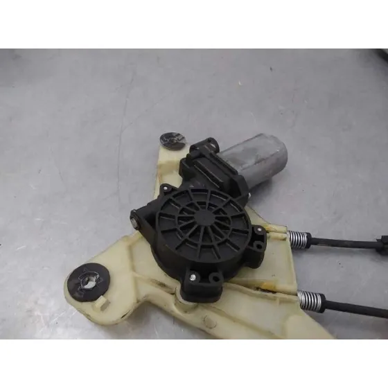 Elevalunas Delantero Derecho para Nissan Nv 400