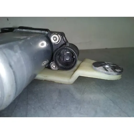 Elevalunas Delantero Derecho para Nissan Nv 400