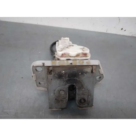 Cerradura Maletero / Porton para Suzuki Swift Berlina (Mz)
