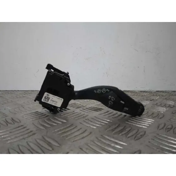 Mando Limpia para Ford Kuga (Cbs)