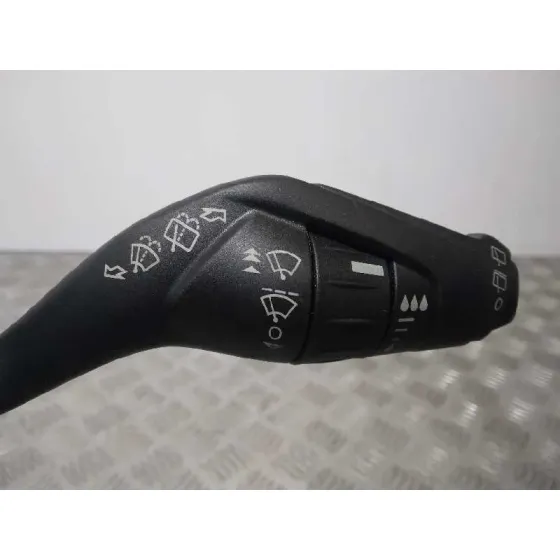 Mando Limpia para Ford Kuga (Cbs)