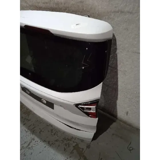 Porton Trasero para Ford Kuga (Cbs)