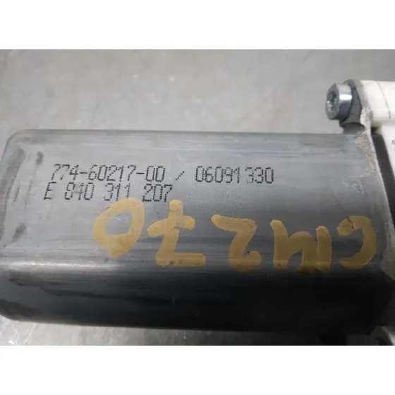 Motor Elevalunas Trasero Derecho para Seat Leon (1P1)