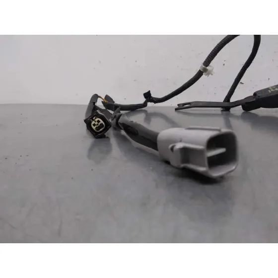 Enganche Cinturon para Toyota Corolla Verso (R1)