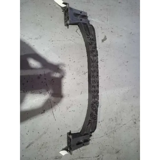 Travesano Inferior para Peugeot 308