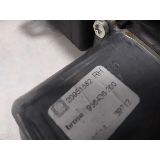 Elevalunas Delantero Derecho para Opel Zafira Tourer