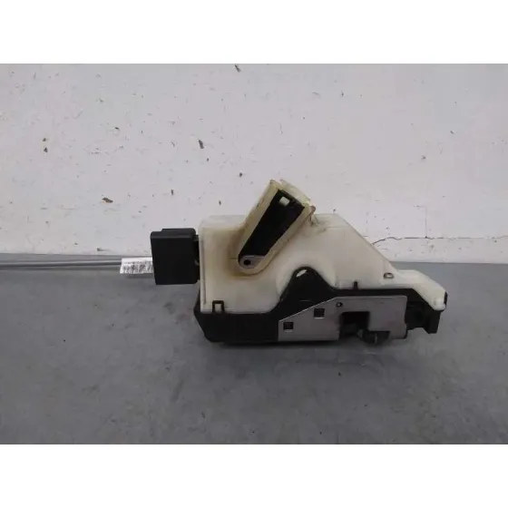 Cerradura Puerta Delantera Derecha para Citroën C4 Lim.
