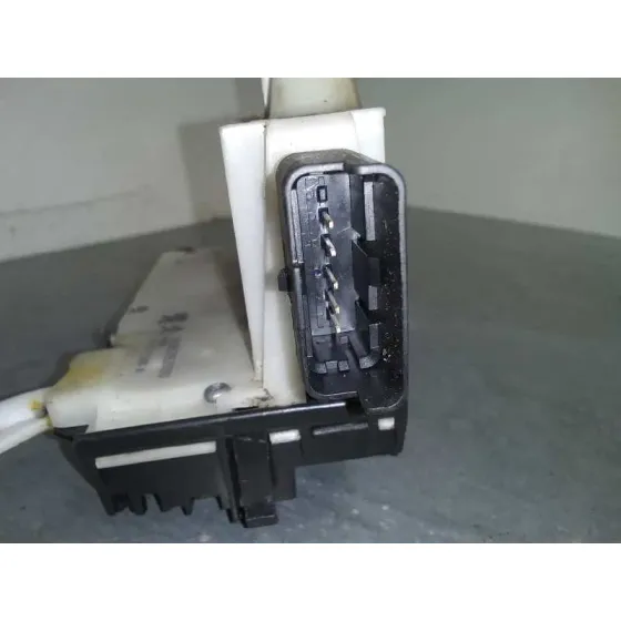 Cerradura Puerta Trasera Derecha para Citroën C4 Lim.