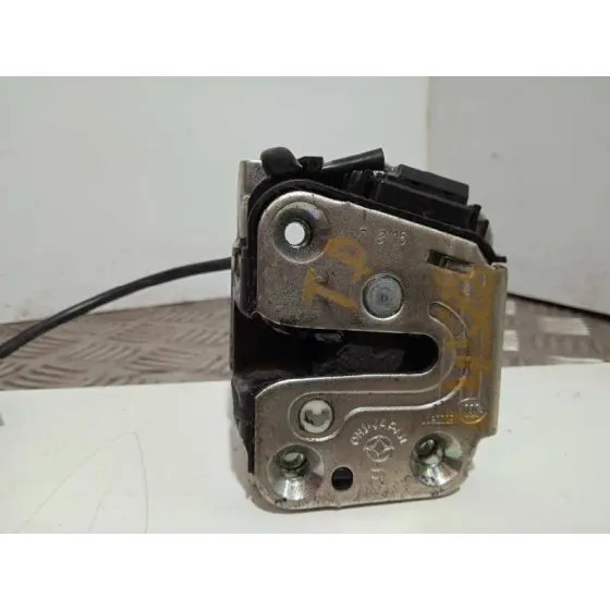 Cerradura Maletero / Porton para Nissan Nv 400