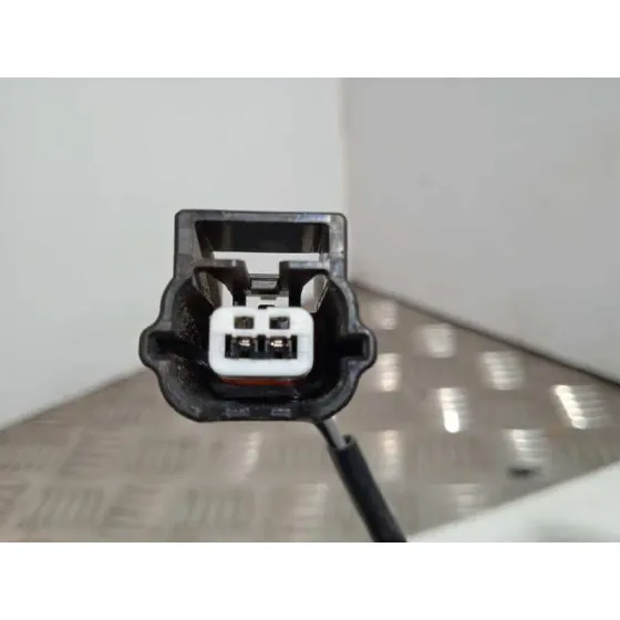 Cerradura Maletero / Porton para Nissan Nv 400
