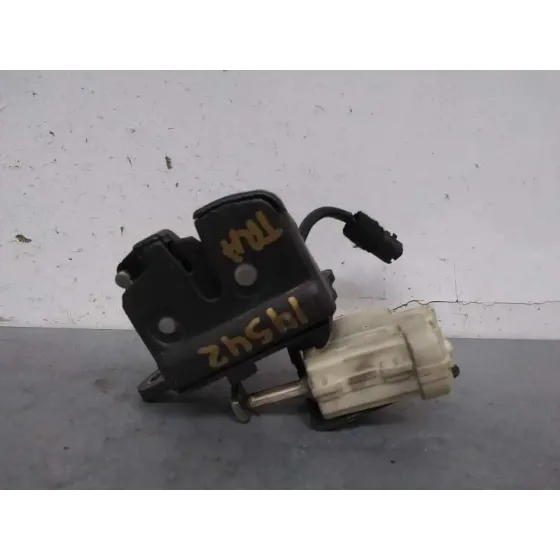 Cerradura Maletero / Porton para Alfa Romeo Gt (125)