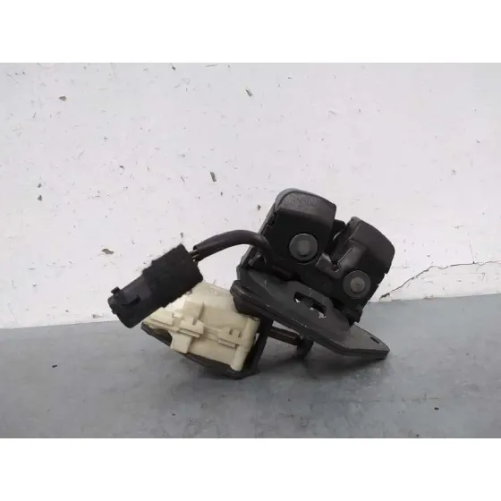 Cerradura Maletero / Porton para Alfa Romeo Gt (125)