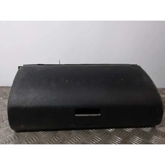Guantera para Mercedes-Benz Clase A (W169)