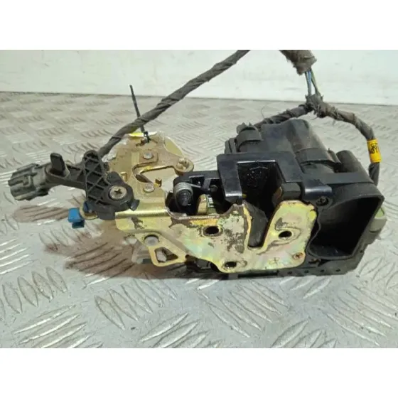 Cerradura Puerta Trasera Derecha para Ssangyong Rexton
