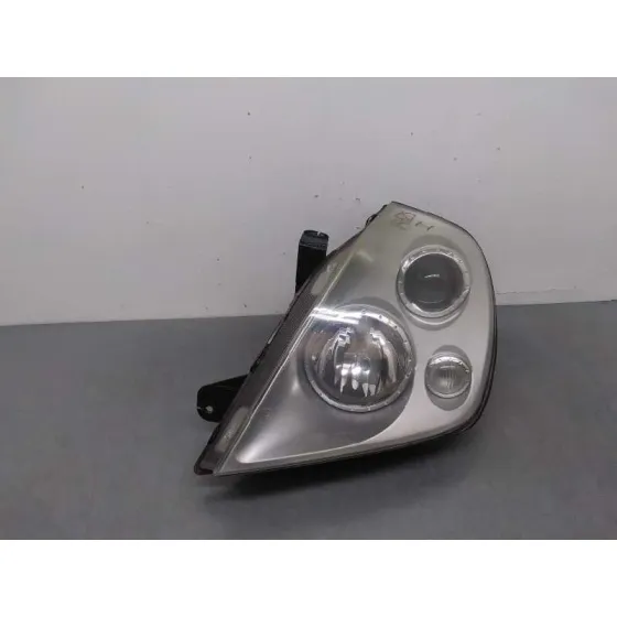 Faro Izquierdo para Ssangyong Rexton