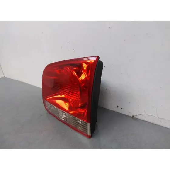 Piloto Trasero Derecho Interior para Volkswagen Touareg (7La)