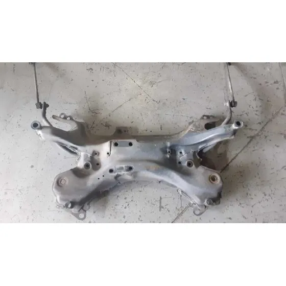 Puente Delantero para Toyota Auris