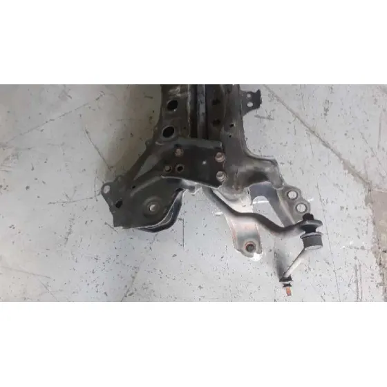 Puente Delantero para Toyota Auris