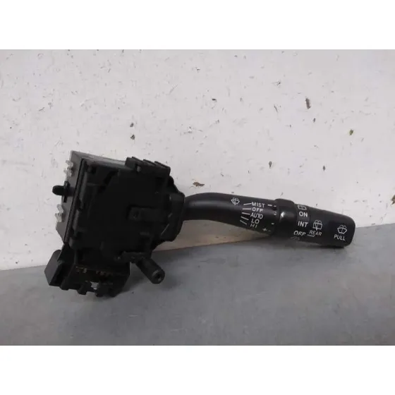 Mando Limpia para Toyota Corolla Verso (R1)