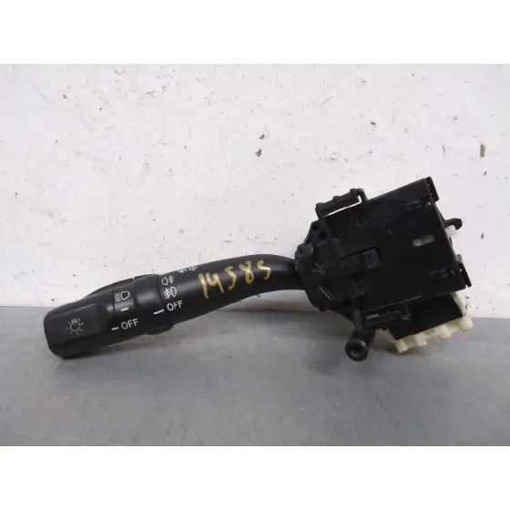 Mando Luces para Toyota Corolla Verso (R1)